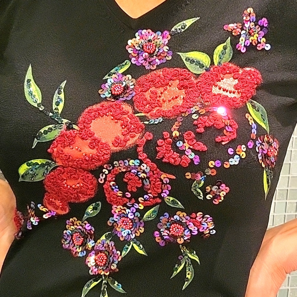 Black Sequined Embroidered Knit Top, Floral Garden Motif, *S/M - Picture 6 of 13